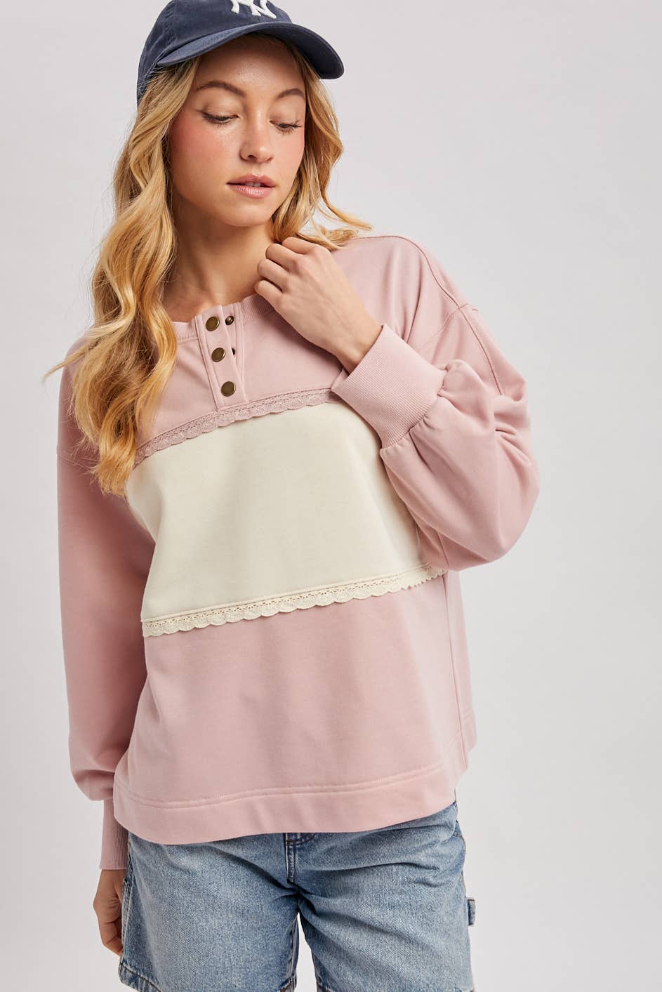 Oversize Color Block Lace Trimmed Sweatshirt