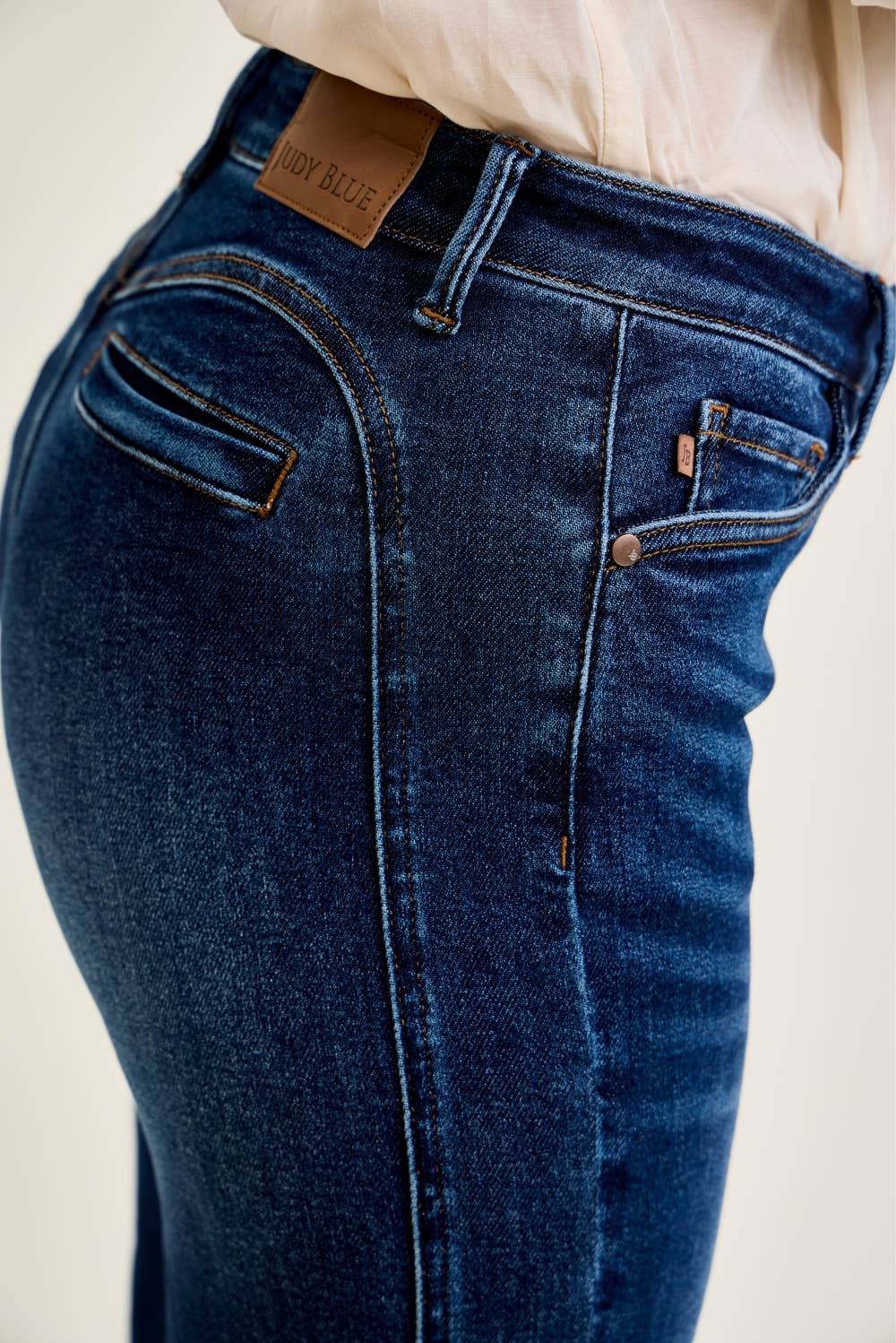 Judy Blue Midrise Bootcut w/ Cowgirl Seaming