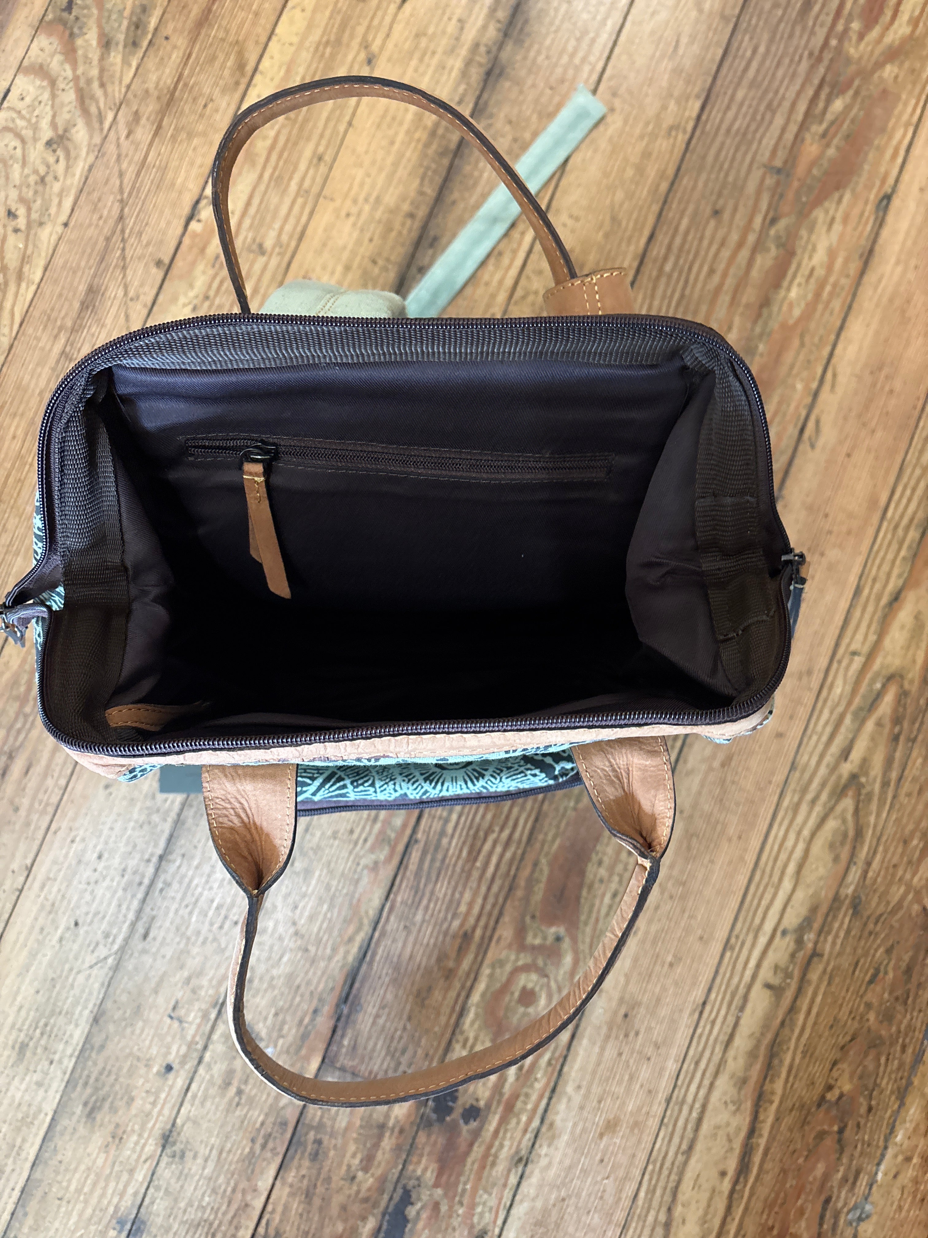 Myra Bison Terrace Diaper Bag