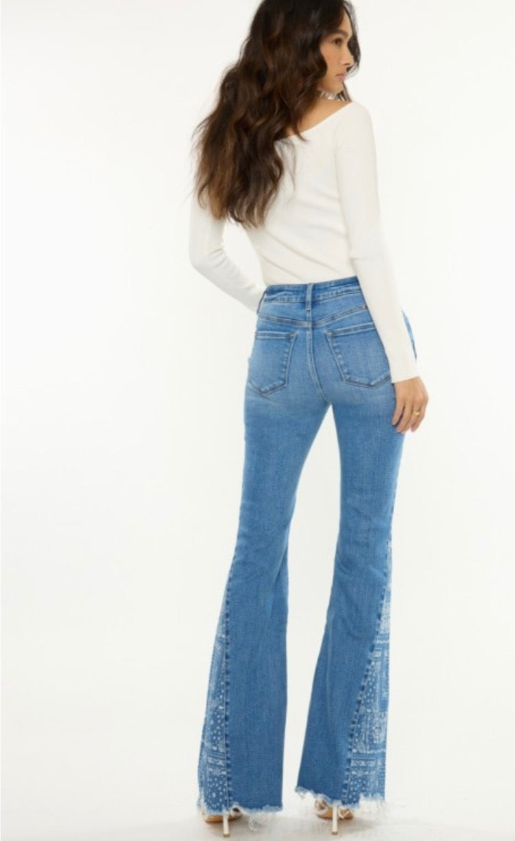 Kan Can Mid Rise Flare Jeans