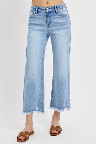 Plus Risen mid rise crop straight jeans